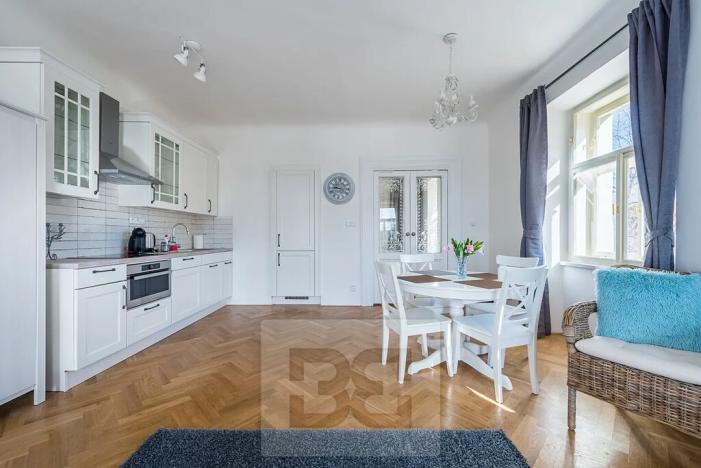 Pronájem bytu 1+kk, Praha - Malá Strana, Cihelná, 47 m2