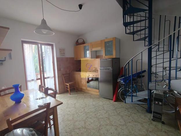 Prodej bytu 3+1, Scalea, Itálie, 70 m2