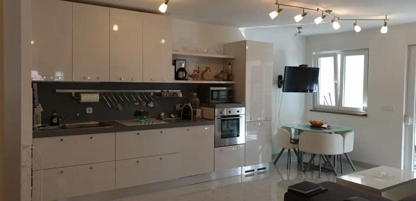 Prodej bytu 4+kk, Medulin, Chorvatsko, 74 m2