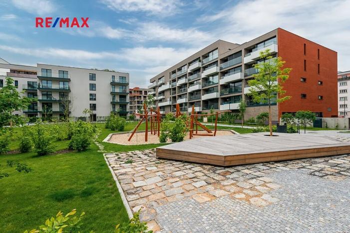 Pronájem bytu 1+kk, Praha - Žižkov, Malešická, 47 m2