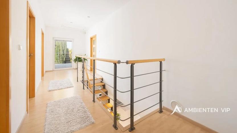 Prodej rodinného domu, Moravany, 271 m2