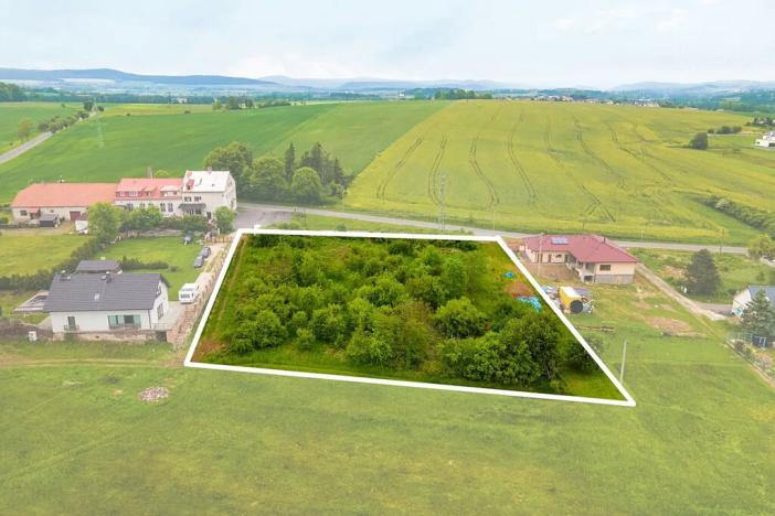 Prodej pozemku pro bydlení, Komárov, 4052 m2