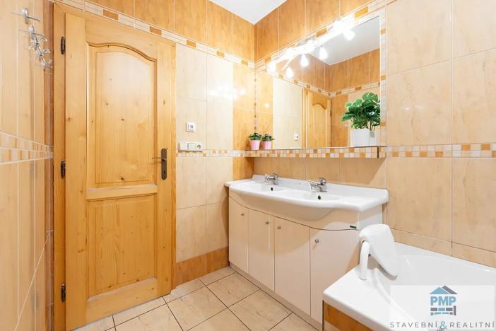 Prodej rodinného domu, Velké Opatovice, Opatovičky, 233 m2