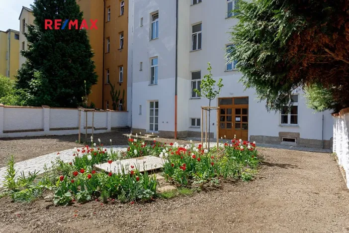 Pronájem kanceláře, Plzeň, Jablonského, 52 m2