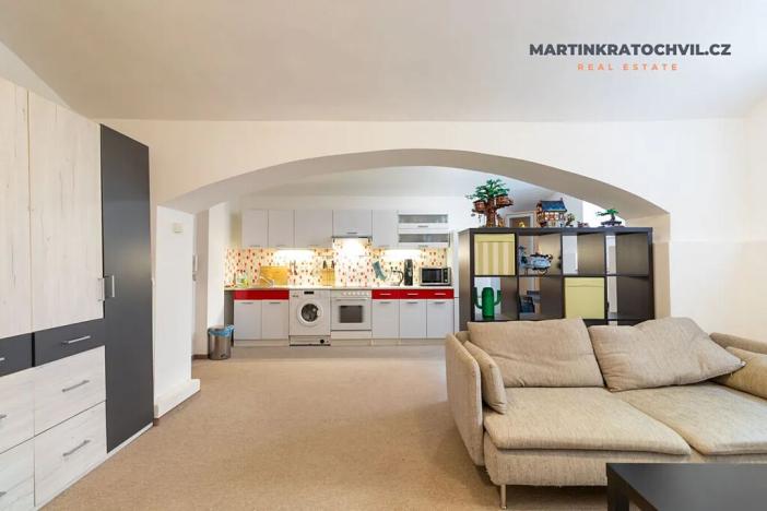 Prodej bytu 1+kk, Praha - Karlín, Březinova, 50 m2