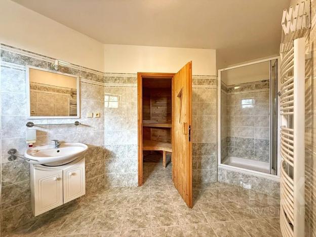 Prodej rodinného domu, Brada-Rybníček, 340 m2