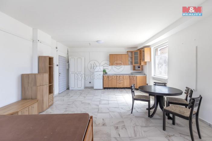 Prodej komerční nemovitosti, Přerov - Přerov I-Město, Dluhonská, 800 m2