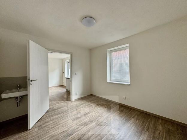 Pronájem ordinace, Střelice, Nová ulice, 50 m2