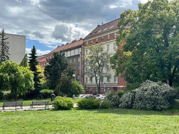 Prodej bytu 1+kk, Praha - Vinohrady, náměstí Jiřího z Lobkovic, 26 m2