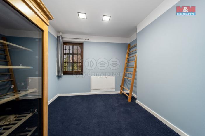 Prodej rodinného domu, Tichá, 420 m2