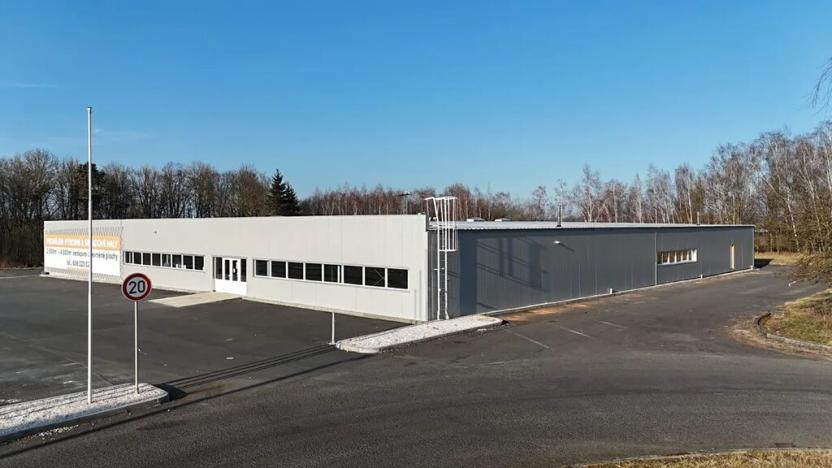 Pronájem skladu, Cheb, 2435 m2