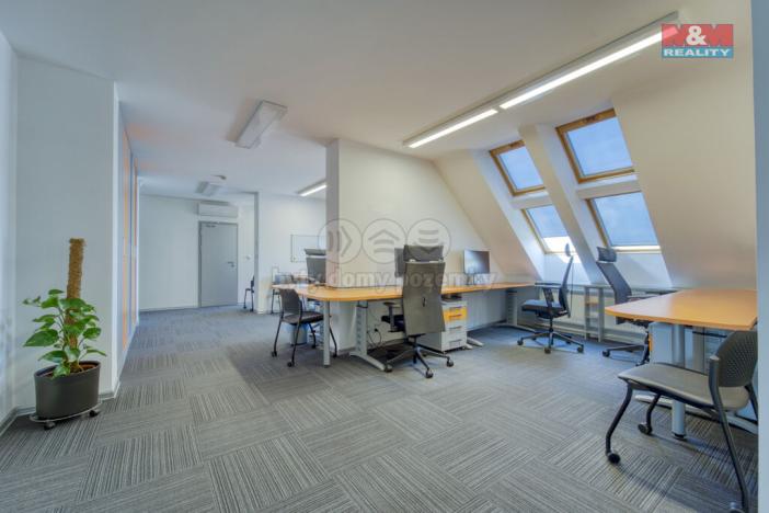 Pronájem kanceláře, Plzeň, Klatovská třída, 182 m2
