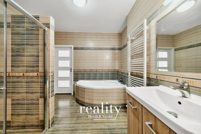 Prodej bytu 4+1, Znojmo, Alšova, 142 m2