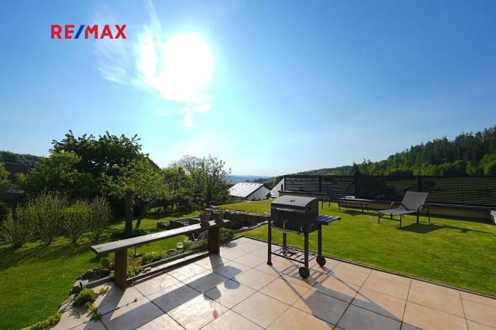 Prodej rodinného domu, Lomnice, 298 m2