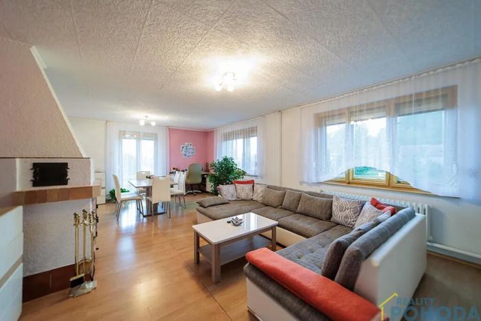 Prodej rodinného domu, Klešice, 365 m2