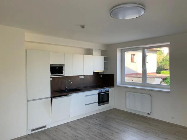 Pronájem bytu 2+kk, Odolena Voda, Květnová, 62 m2