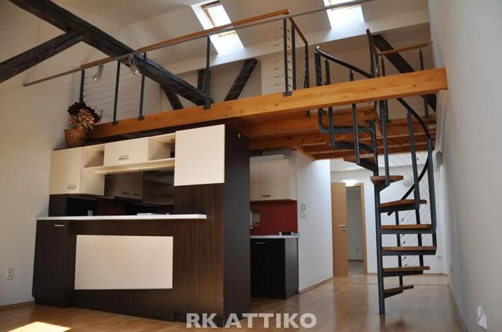 Pronájem atypického bytu, Brno, Jana Uhra, 94 m2