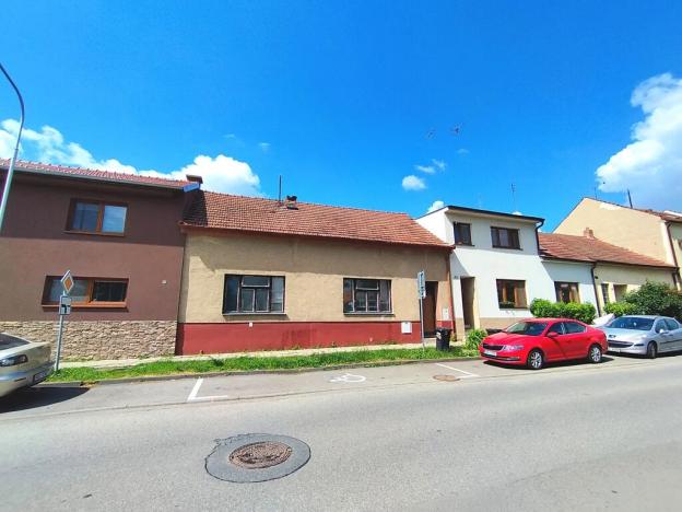 Prodej pozemku pro bydlení, Šlapanice, Čechova, 267 m2