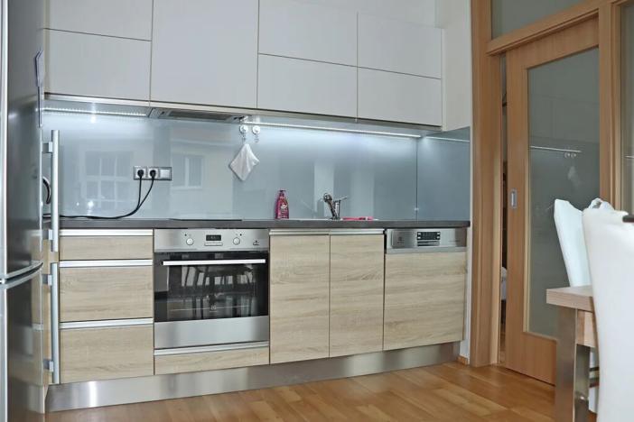 Pronájem bytu 2+1, Brno, Kopečná, 53 m2