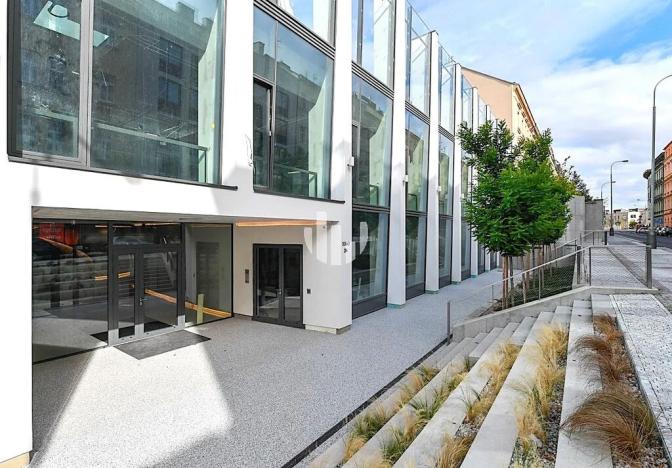 Pronájem kanceláře, Praha - Smíchov, Holečkova, 330 m2