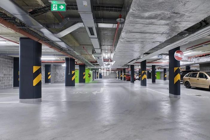 Pronájem kanceláře, Praha - Karlín, Sokolovská, 289 m2