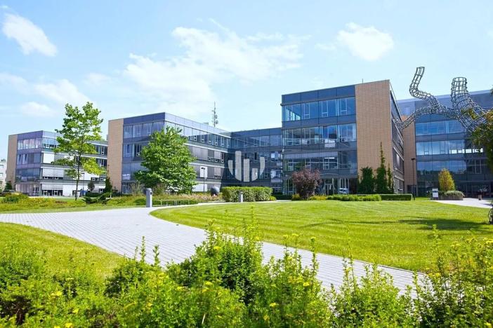 Pronájem kanceláře, Praha - Jinonice, Radlická, 1000 m2