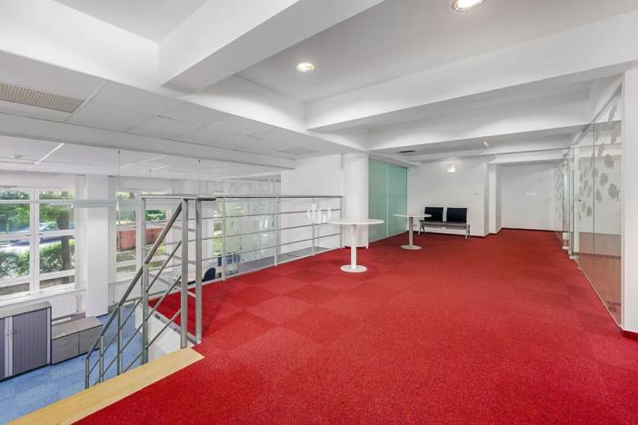 Pronájem kanceláře, Praha - Veleslavín, Na okraji, 500 m2