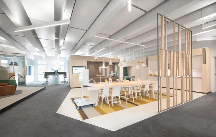 Pronájem kanceláře, Praha - Holešovice, Argentinská, 1285 m2