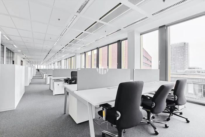 Pronájem kanceláře, Praha - Nusle, Pikrtova, 887 m2