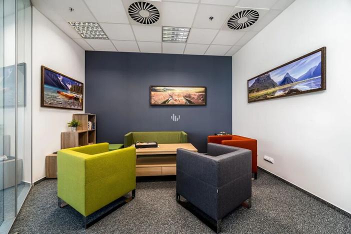 Pronájem kanceláře, Praha - Libeň, Českomoravská, 700 m2