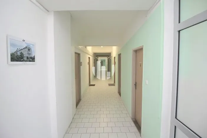 Pronájem kanceláře, Karlovy Vary, Jugoslávská, 320 m2