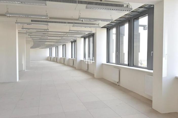 Pronájem kanceláře, Praha - Nusle, Lomnického, 208 m2