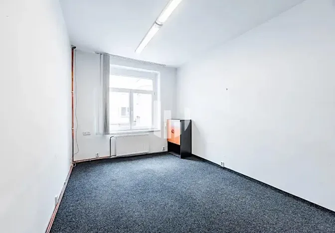 Pronájem kanceláře, Praha - Vysočany, Podkovářská, 146 m2