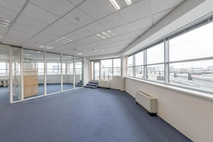 Pronájem kanceláře, Praha - Nusle, Doudlebská, 956 m2