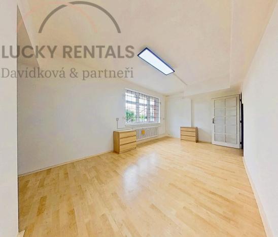Pronájem kanceláře, Praha - Košíře, Hillebrantova, 25 m2