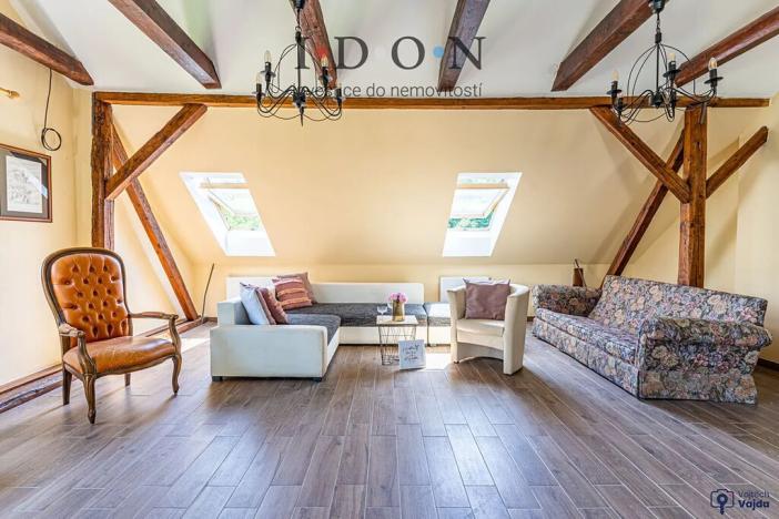 Pronájem rodinného domu, Třinec, 360 m2