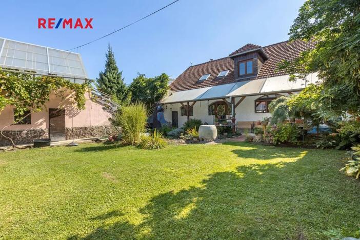 Prodej vícegeneračního domu, Obora, 900 m2