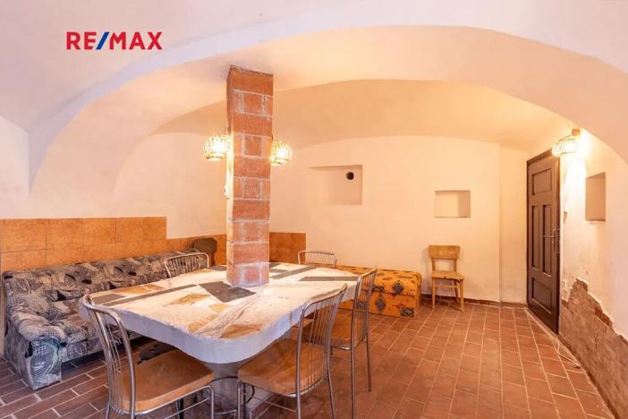 Prodej vícegeneračního domu, Obora, 900 m2