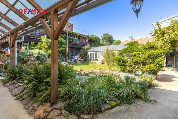 Prodej apartmánu, Obora, 900 m2