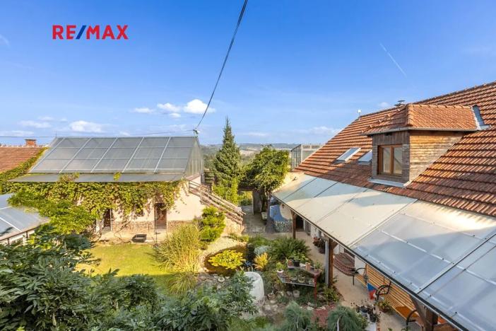 Prodej apartmánu, Obora, 900 m2