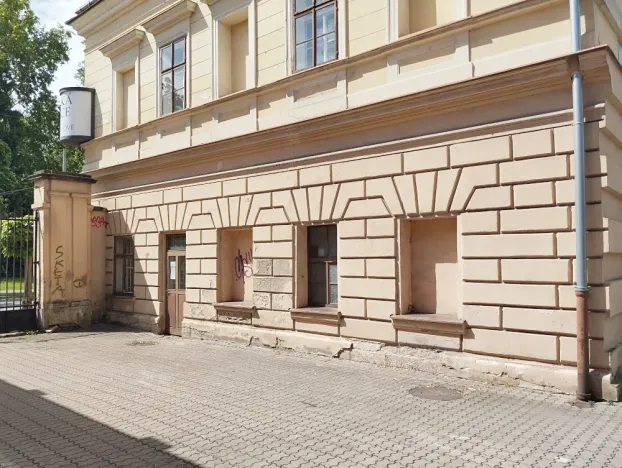 Pronájem obchodního prostoru, Hradec Králové, Československé armády, 11 m2