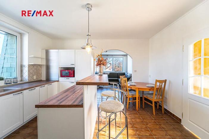 Prodej bytu 6+kk a větší, Střelice, Ant. Smutného, 235 m2