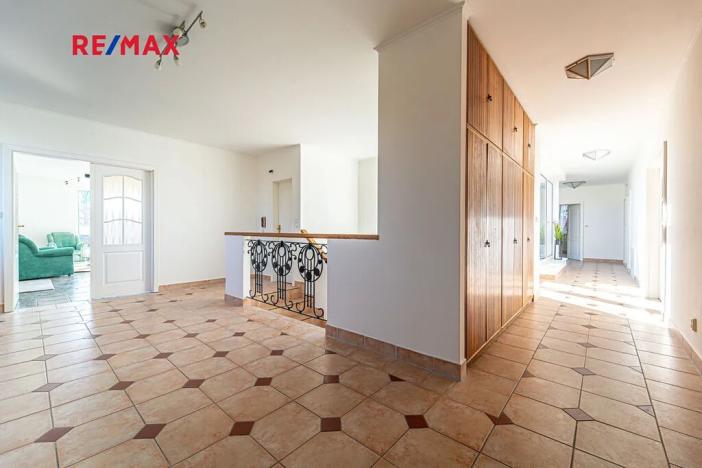 Prodej bytu 6+kk a větší, Střelice, Ant. Smutného, 235 m2