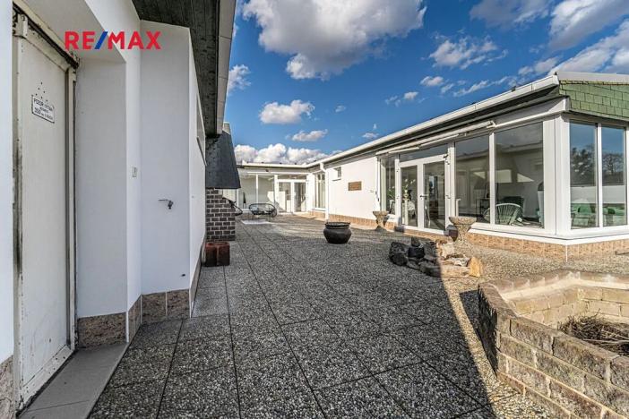 Prodej bytu 6+kk a větší, Střelice, Ant. Smutného, 235 m2