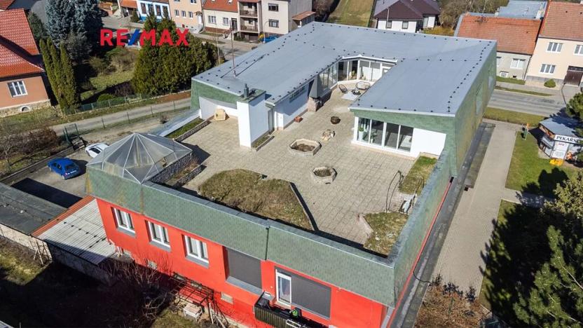 Prodej bytu 6+kk a větší, Střelice, Ant. Smutného, 235 m2