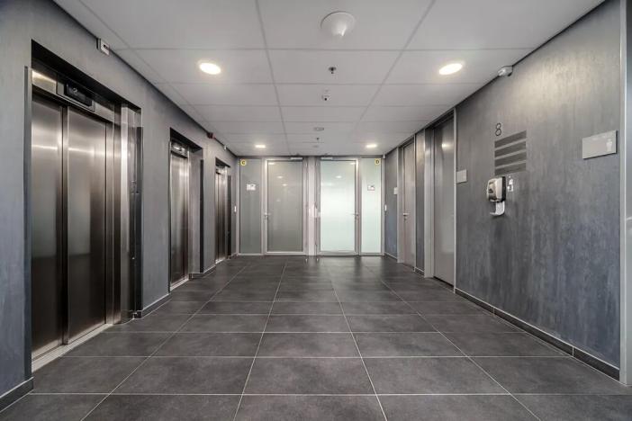 Pronájem kanceláře, Praha - Prosek, Prosecká, 300 m2