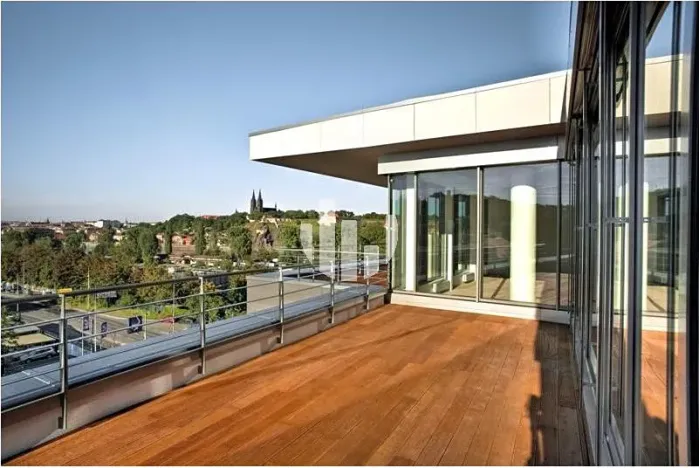 Pronájem kanceláře, Praha - Smíchov, Moulíkova, 570 m2