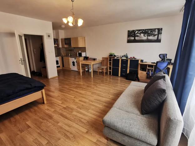 Pronájem bytu 1+kk, Praha - Strašnice, Vinohradská, 43 m2