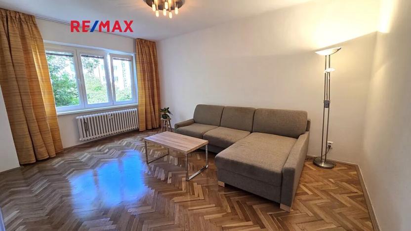 Pronájem bytu 2+kk, Praha - Vršovice, Oblouková, 53 m2