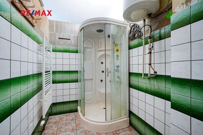 Prodej vícegeneračního domu, Úterý, 677 m2